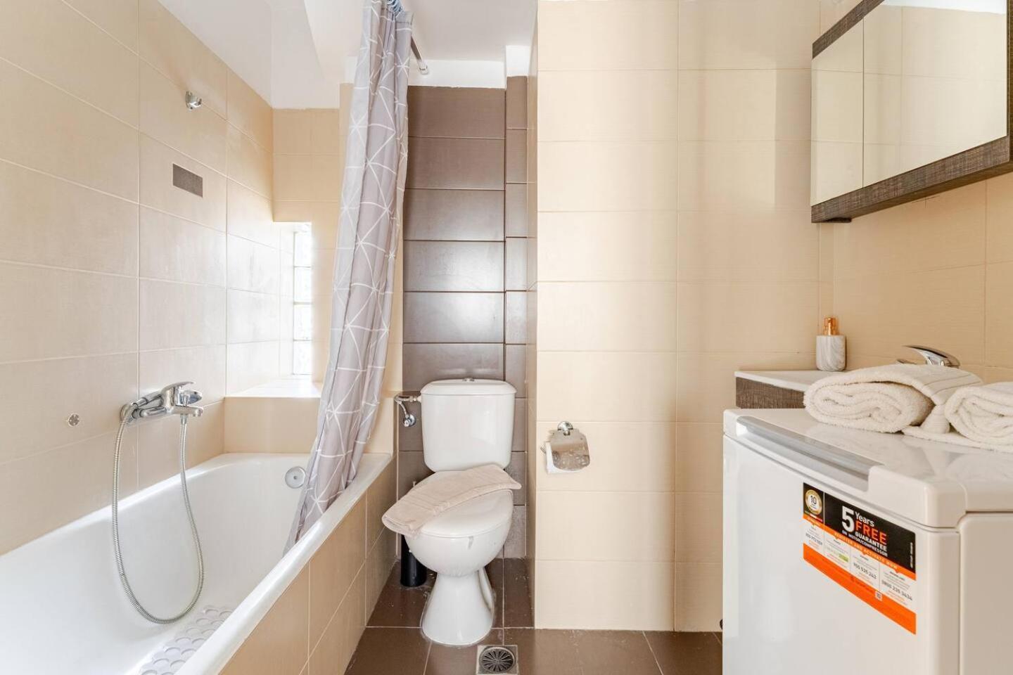 Ferienwohnung Lux & Style 75Sqm With Private Parking In Athen Exterior foto